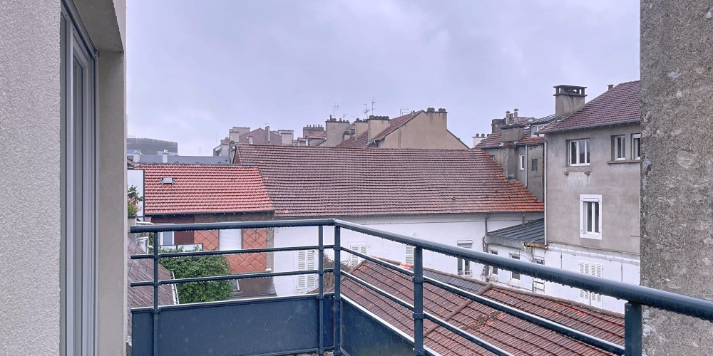 appartement à PAU (64000)