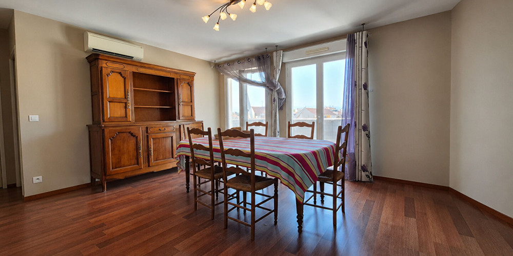 appartement à PAU (64000)