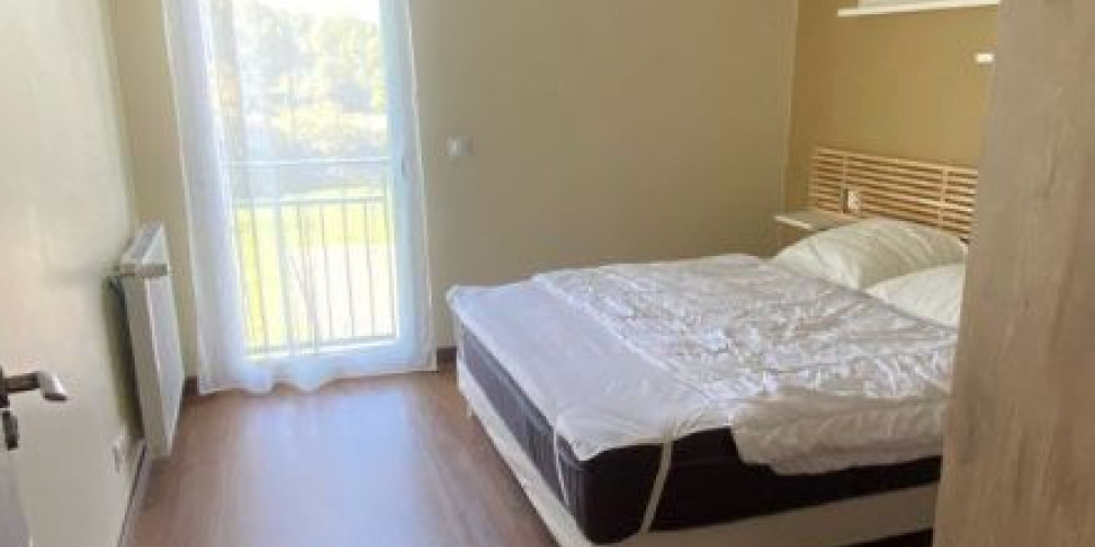 appartement à ARTIGUELOUVE (64230)