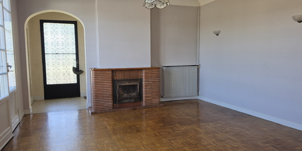maison à PUYOO (64270)