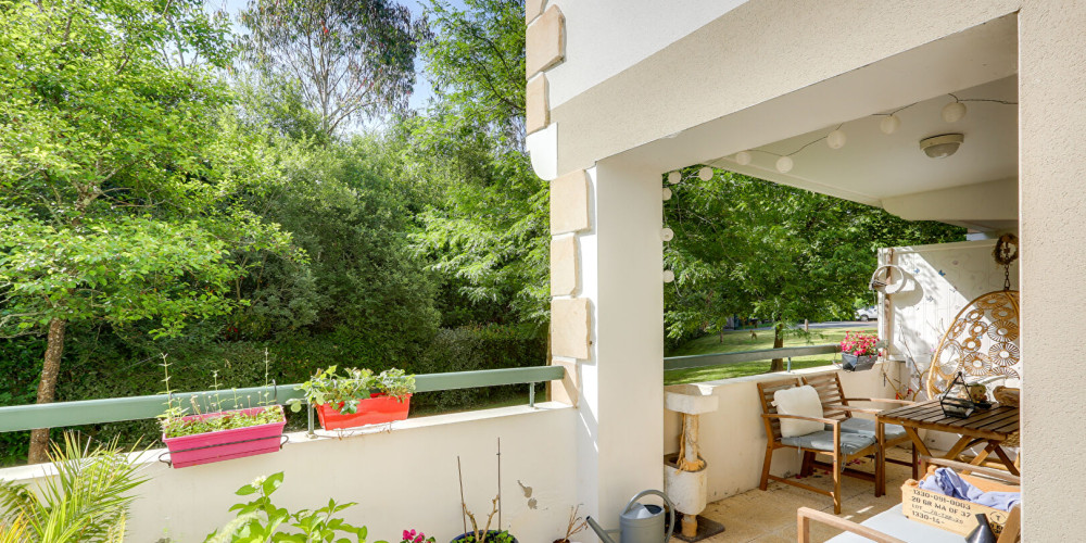 appartement à BASSUSSARRY (64200)