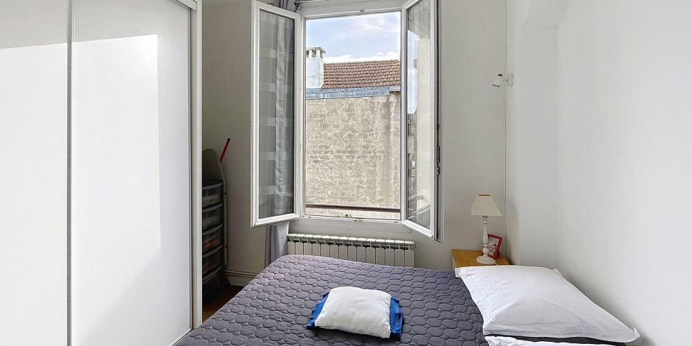 maison à PAU (64000)