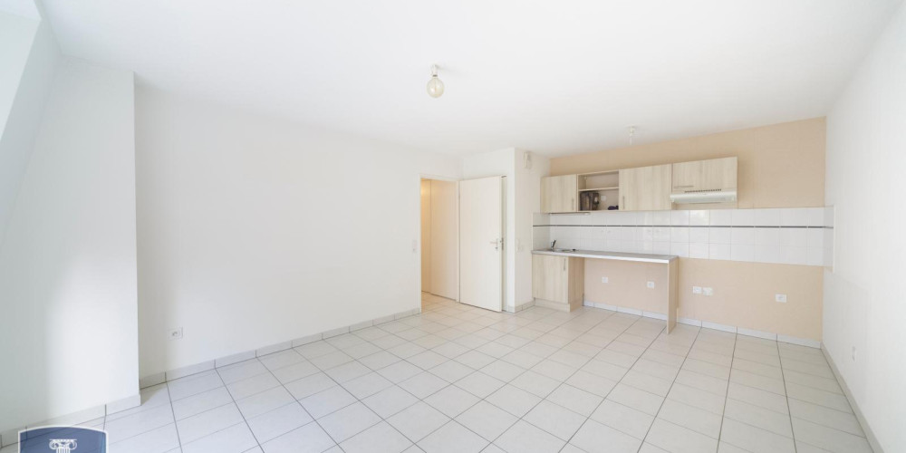 appartement à PAU (64000)