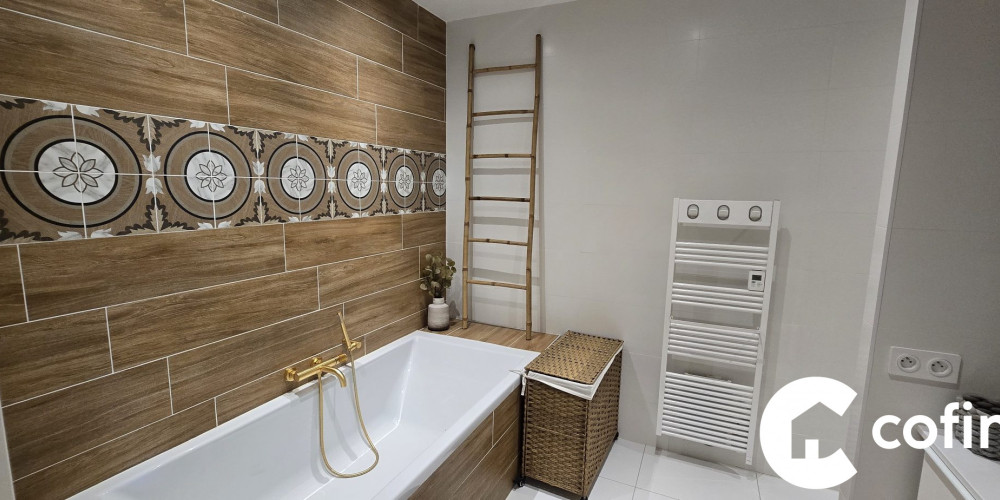 appartement à PAU (64000)