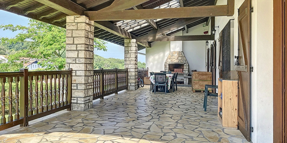 maison à ST PIERRE D IRUBE (64990)