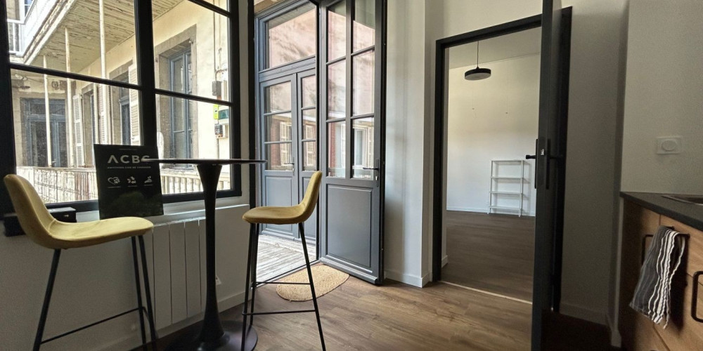 appartement à PAU (64000)