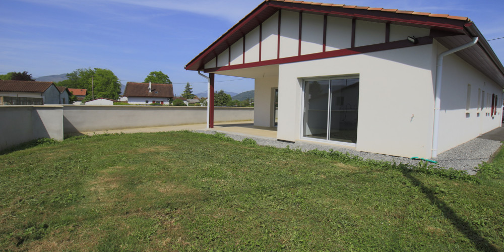 maison à ST JEAN LE VIEUX (64220)