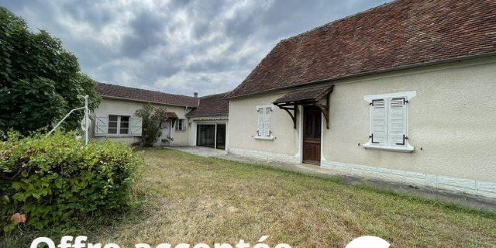 maison à THEZE (64450)