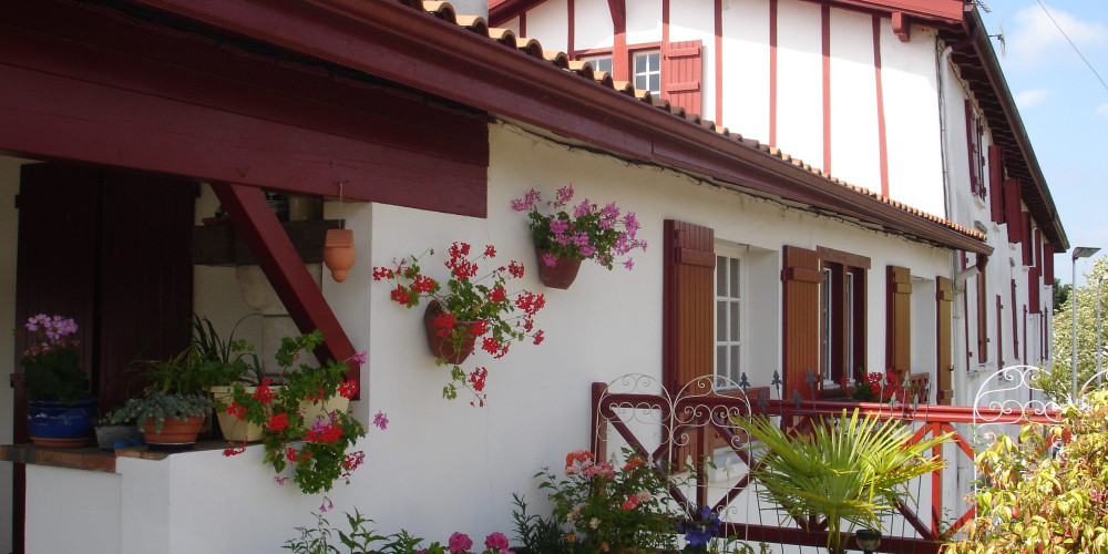 maison à LA BASTIDE CLAIRENCE (64240)