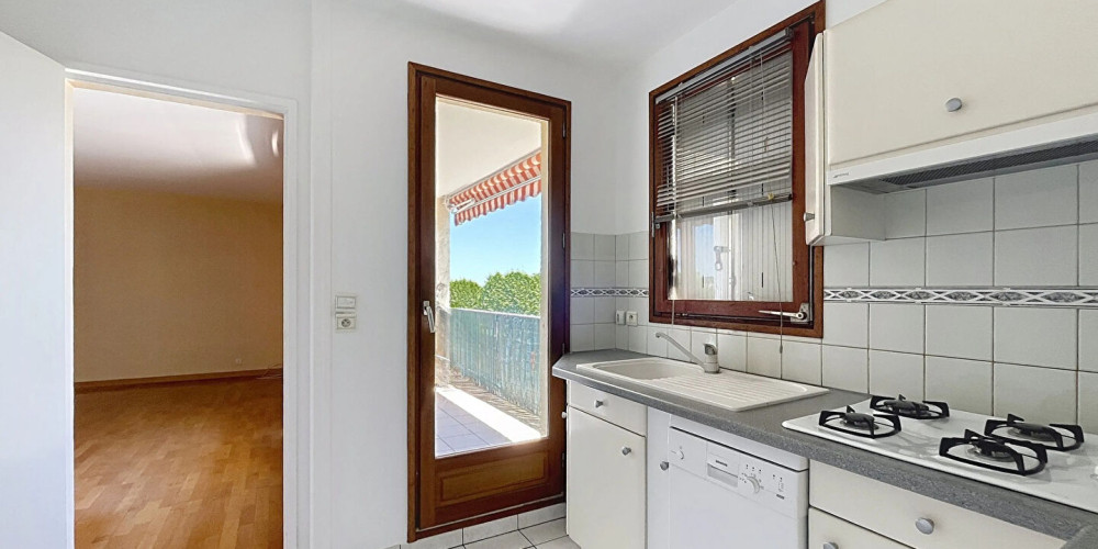 appartement à ST PIERRE D IRUBE (64990)