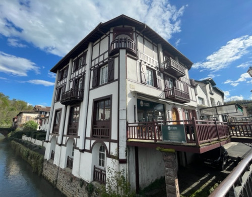 local commercial  ST JEAN PIED DE PORT