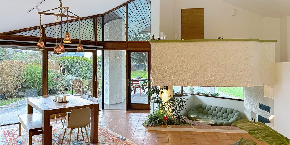 maison à ODOS (65310)