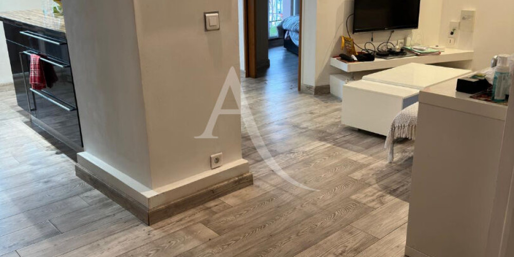 appartement à PAU (64000)