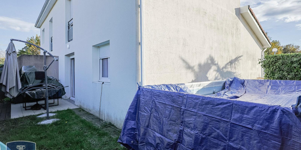 maison à PAU (64000)