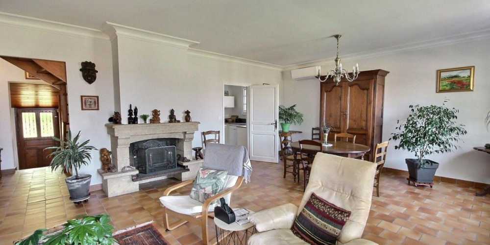 maison à BIRON (64300)