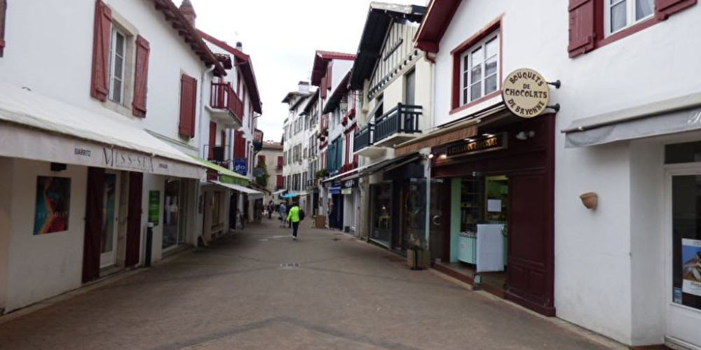 local commercial à ST JEAN DE LUZ (64500)