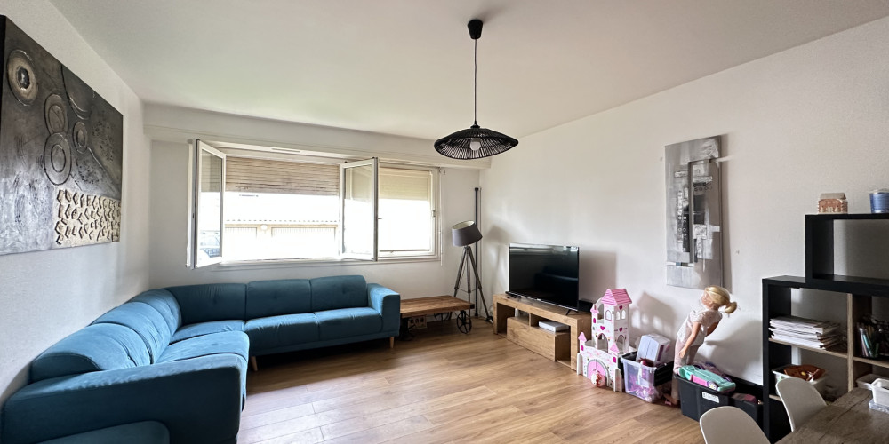 appartement à PAU (64000)