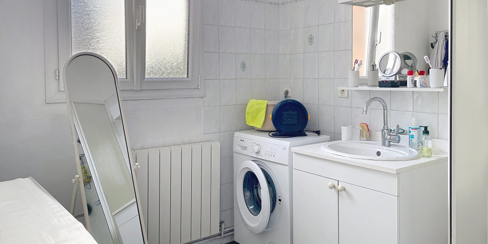 maison à PAU (64000)