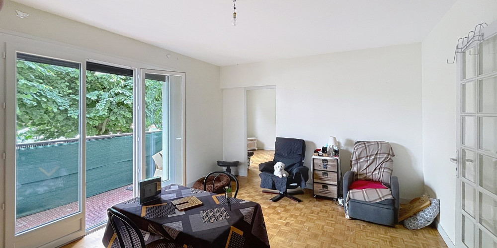appartement à PAU (64000)