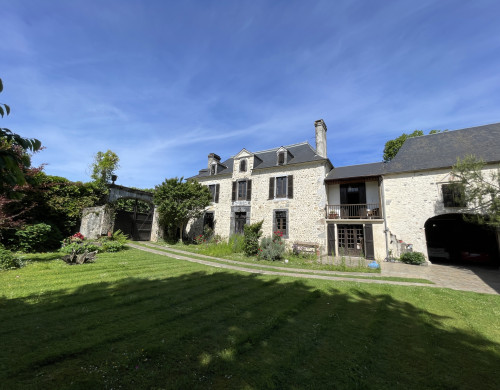 maison  NAY