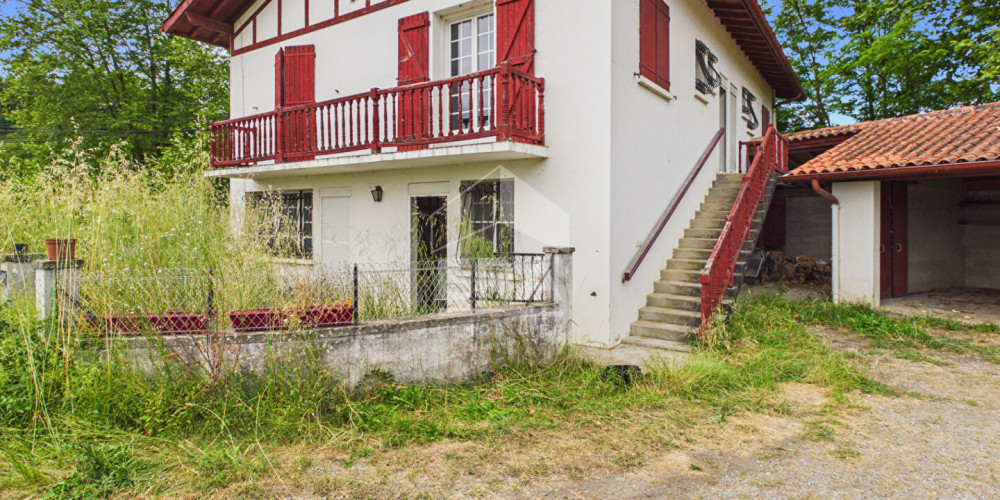 maison à MEHARIN (64120)