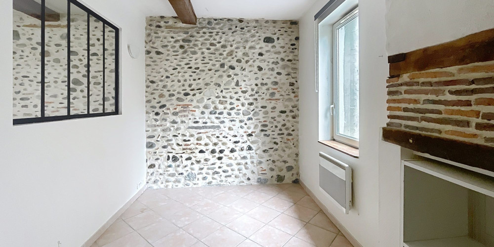 appartement à PAU (64000)