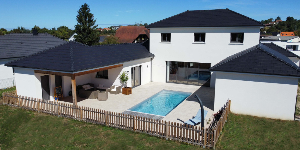 maison à PAU (64000)