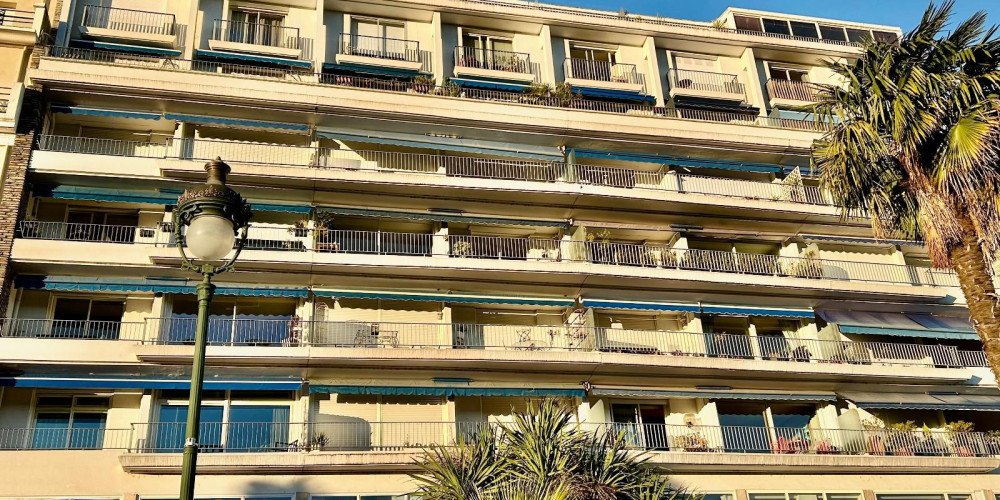 appartement à PAU (64000)