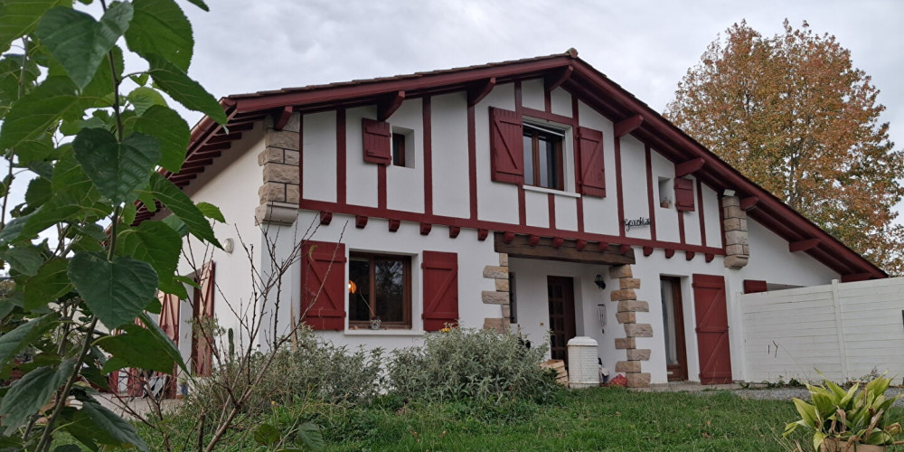 maison à ARBONNE (64210)