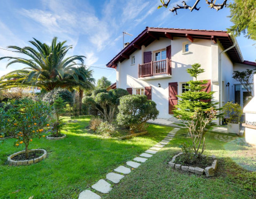 maison  ST PEE SUR NIVELLE