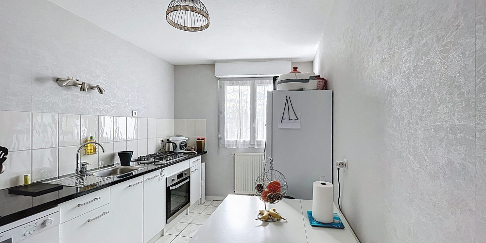 appartement à PAU (64000)