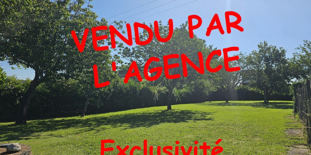 terrain à PUYOO (64270)