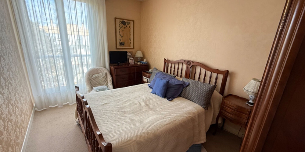 appartement à PAU (64000)