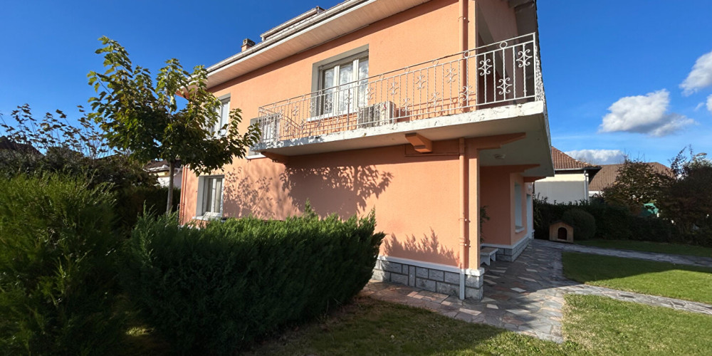 immeuble à PAU (64000)