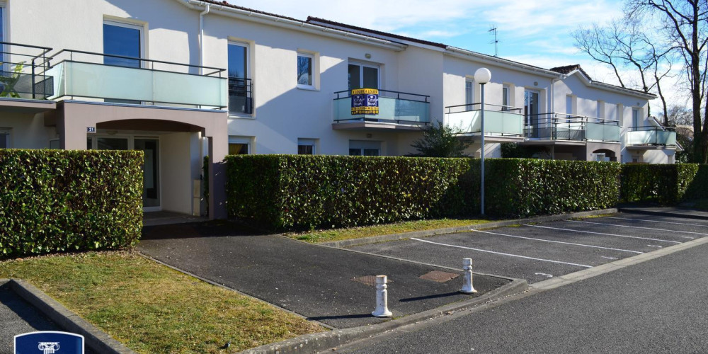 appartement à PAU (64000)