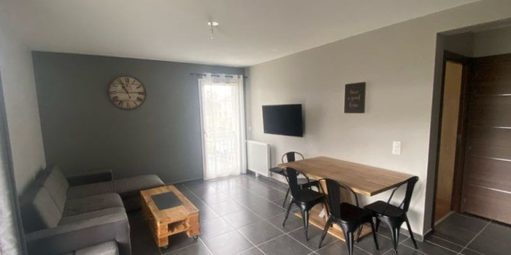 appartement à ARTIGUELOUVE (64230)