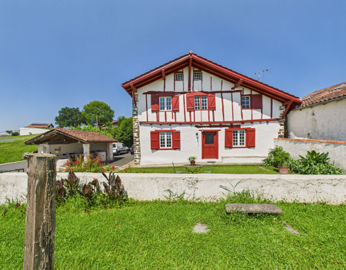 maison  HASPARREN