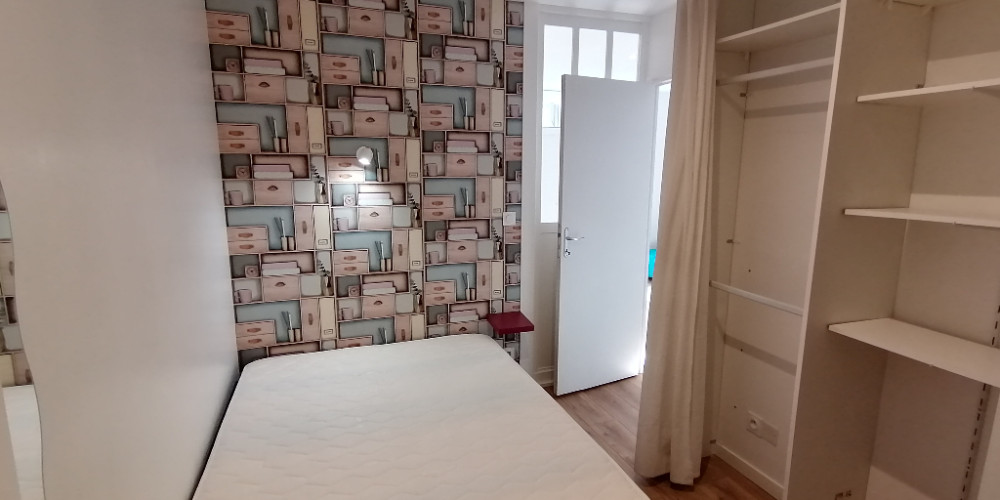 appartement à PAU (64000)