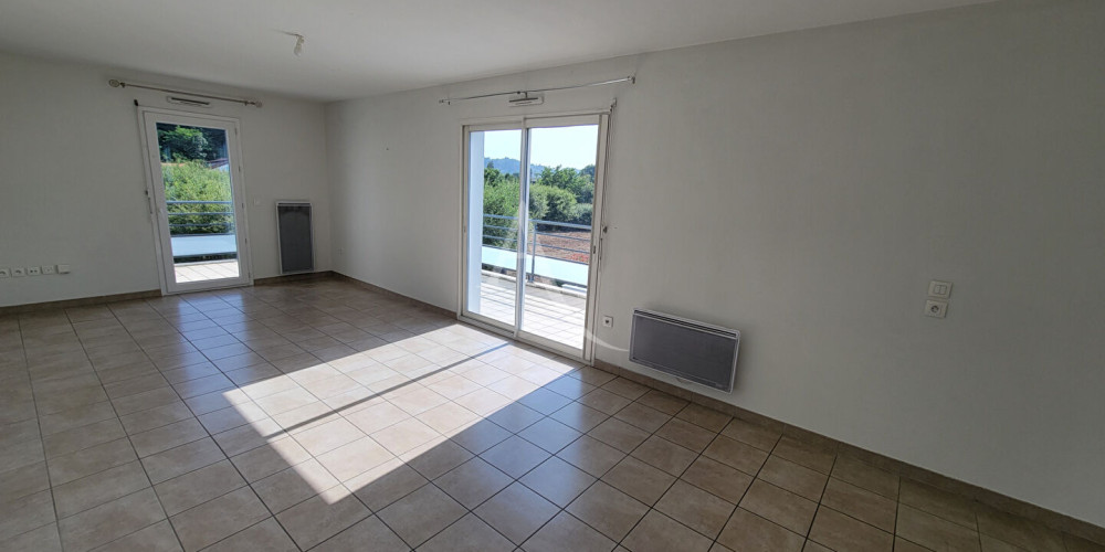 appartement à BIZANOS (64320)
