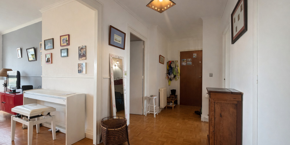 appartement à PAU (64000)