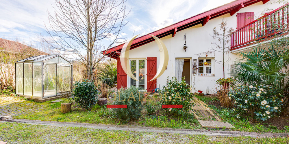 appartement à SARE (64310)