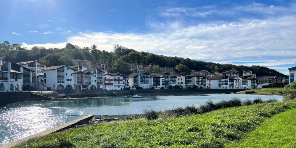 appartement à URRUGNE (64122)