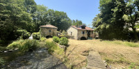 maison à IHOLDY (64640)