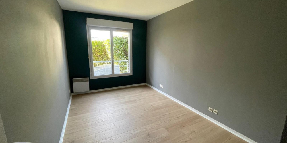 appartement à PAU (64000)