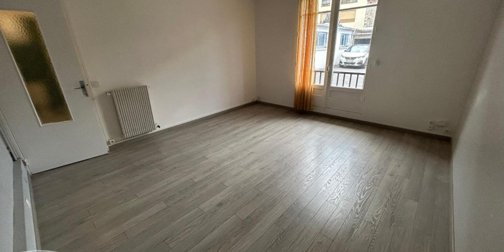 appartement à PAU (64000)