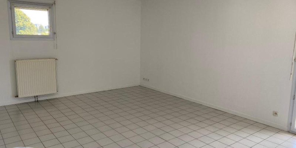 appartement à PAU (64000)