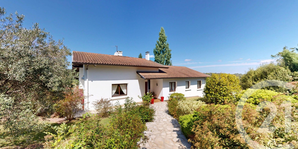 maison à BASSUSSARRY (64200)