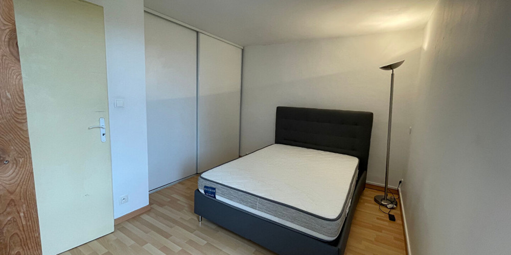 appartement à PAU (64000)