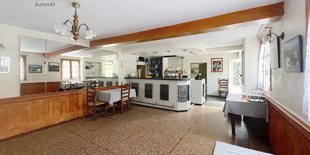 immeuble à OLORON STE MARIE (64400)