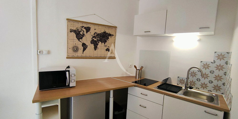 appartement à PAU (64000)